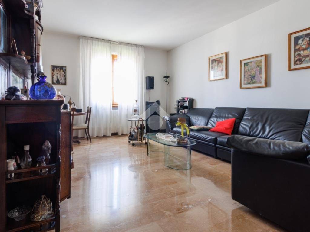 Appartamento a Città di castello in VIA G. SOREL, 10 - Foto 5