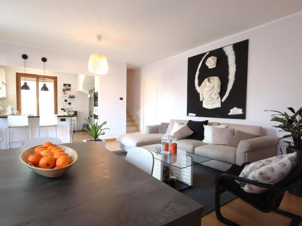 Villa a Cassago brianza in Via Tremoncino, 9 - Foto 3