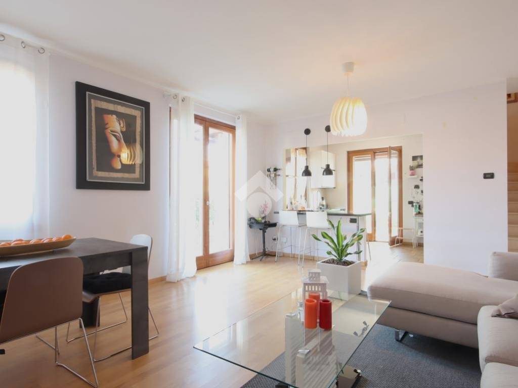 Villa a Cassago brianza in Via Tremoncino, 9 - Foto 4