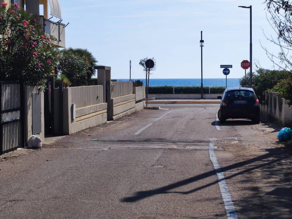 Villa a Minturno in Via Cristoforo Colombo, 143 - Foto 4