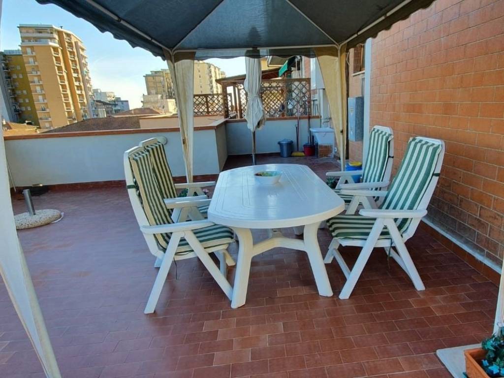 Appartamento a Follonica in Via Emilio Bicocchi, 86 - Foto 3