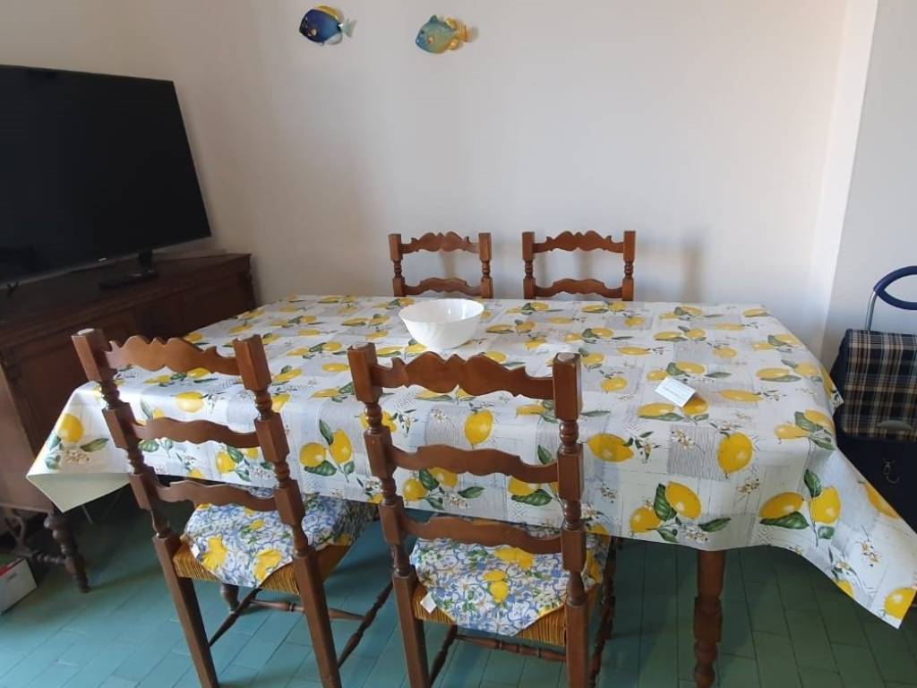 Appartamento a Follonica in Via Emilio Bicocchi, 86 - Foto 4