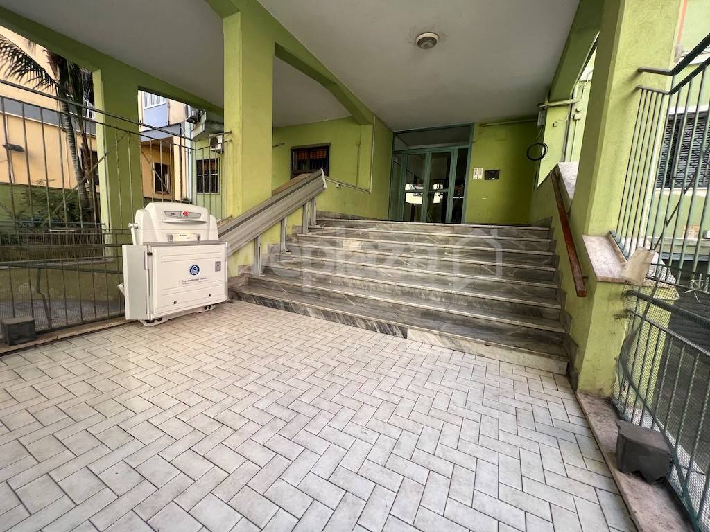 Appartamento a Portici in Via I Ragazzi del 99 - Foto 5