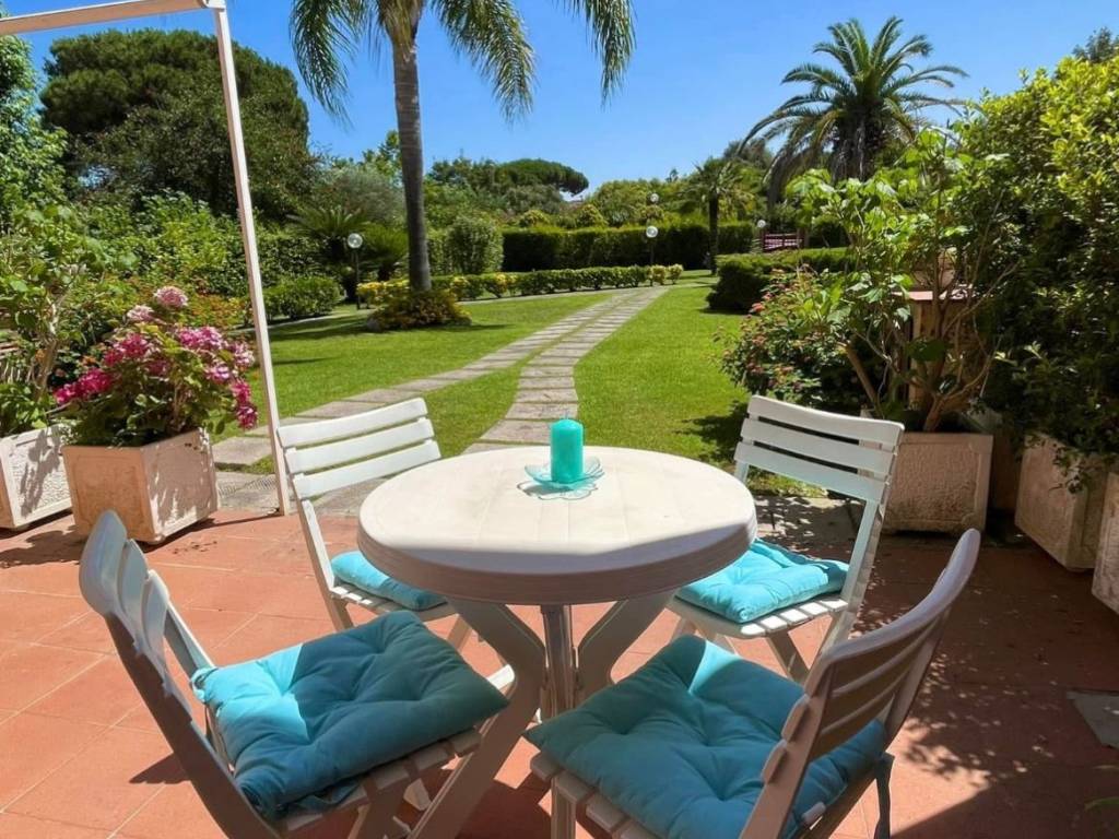 Villa a Sabaudia in Via America - Foto 2