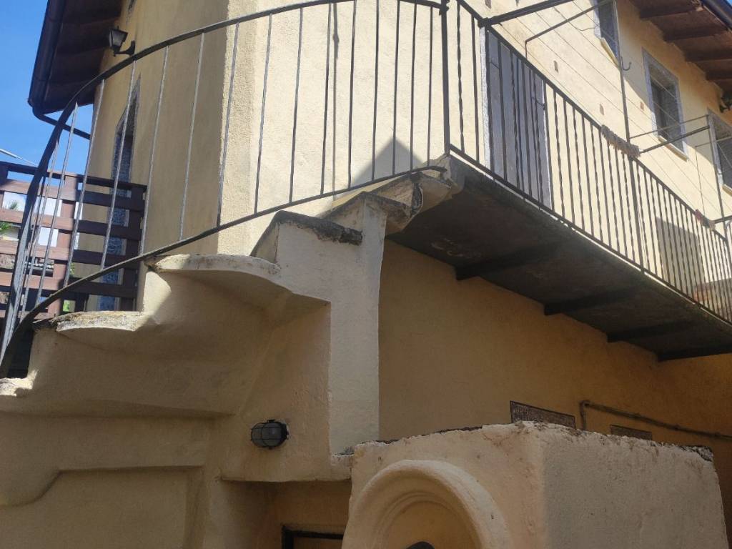 Villa a Arizzano in Via Monsignor Scavini - Foto 2