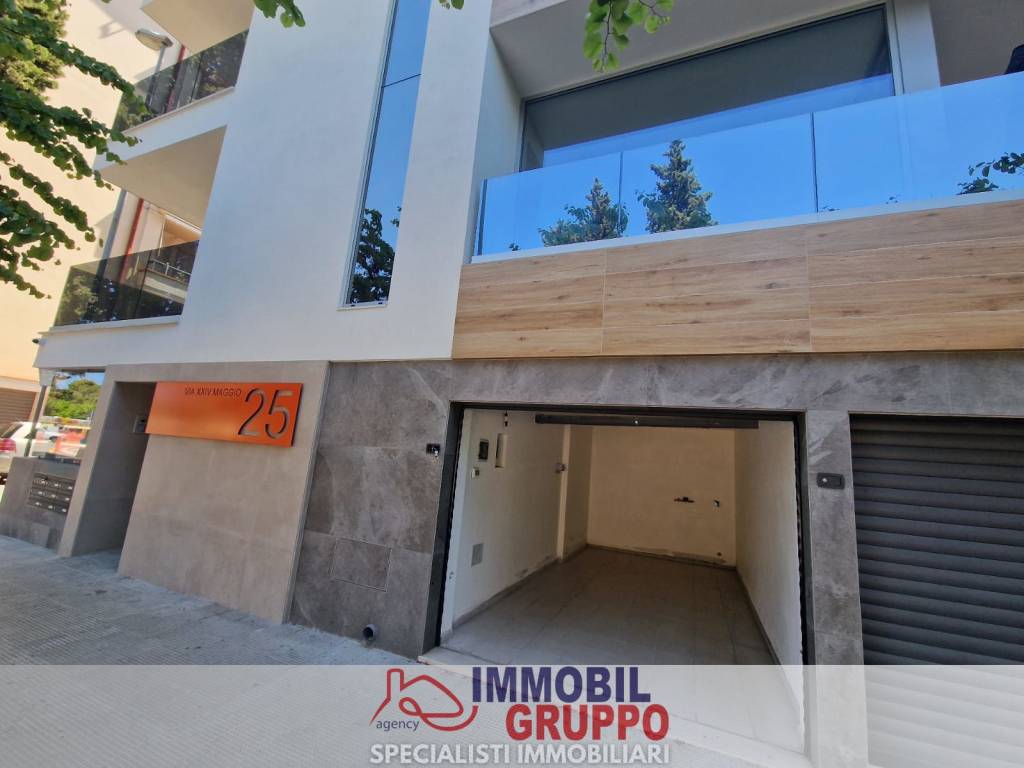 Box / garage a Andria in Via 24 Maggio - Foto 3