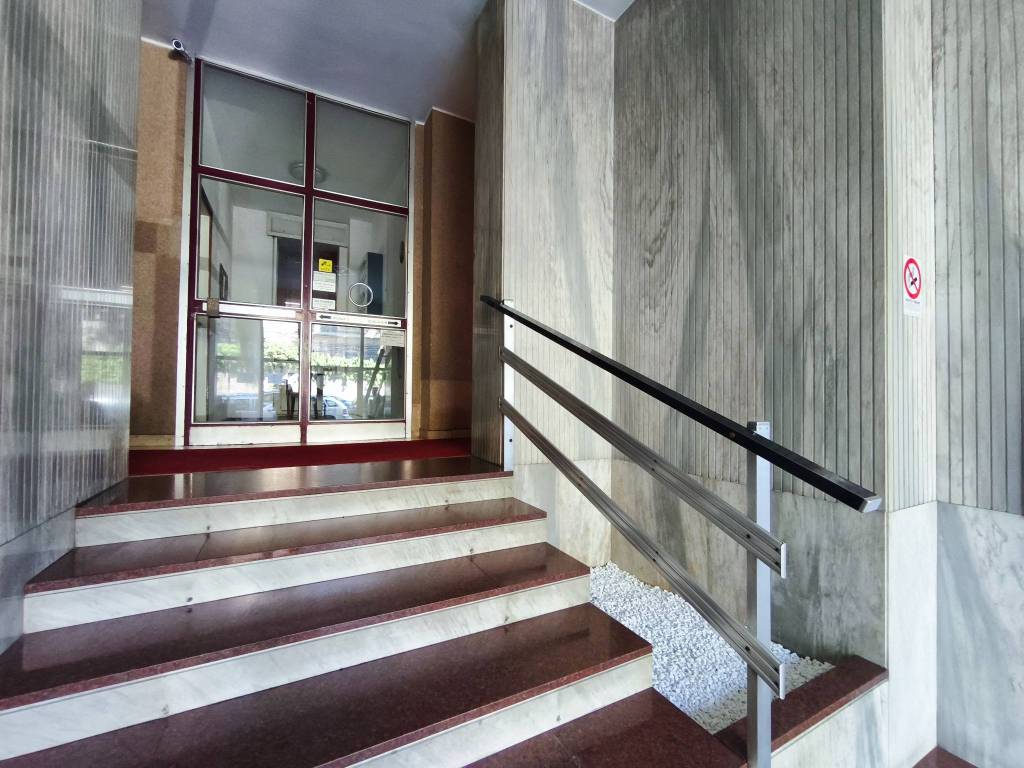 Appartamento a Busto arsizio in Via Emilio Parona, 2 - Foto 5