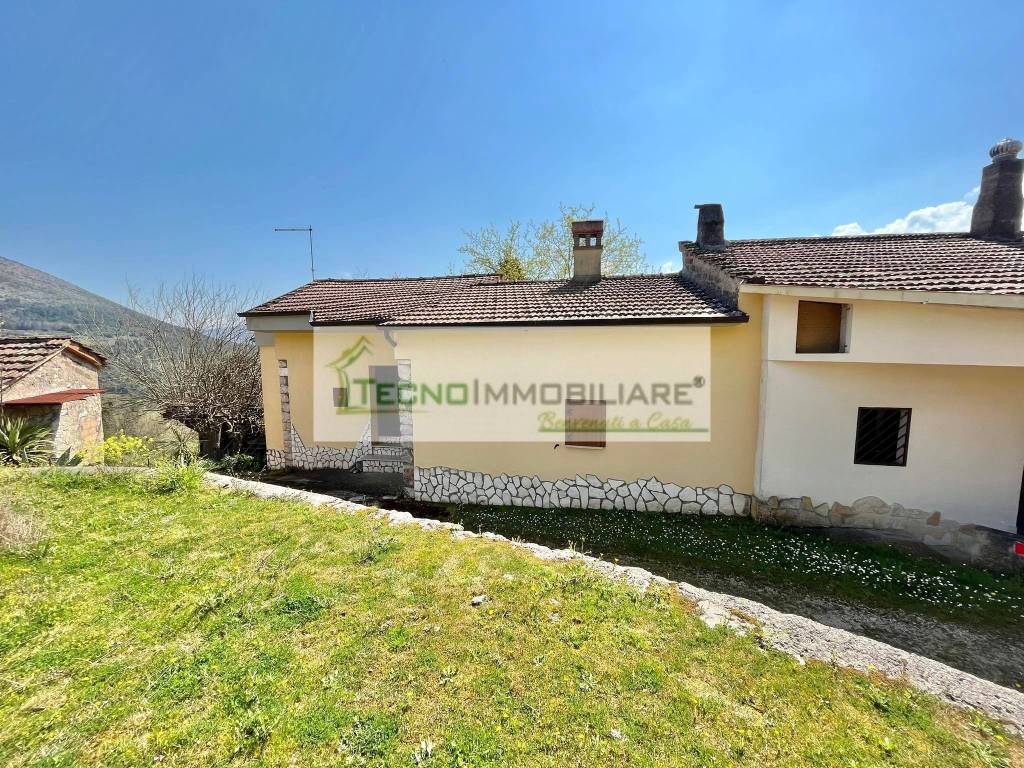 Casa indipendente a Pontecorvo in Contrada Sant'Oliva - Foto 3