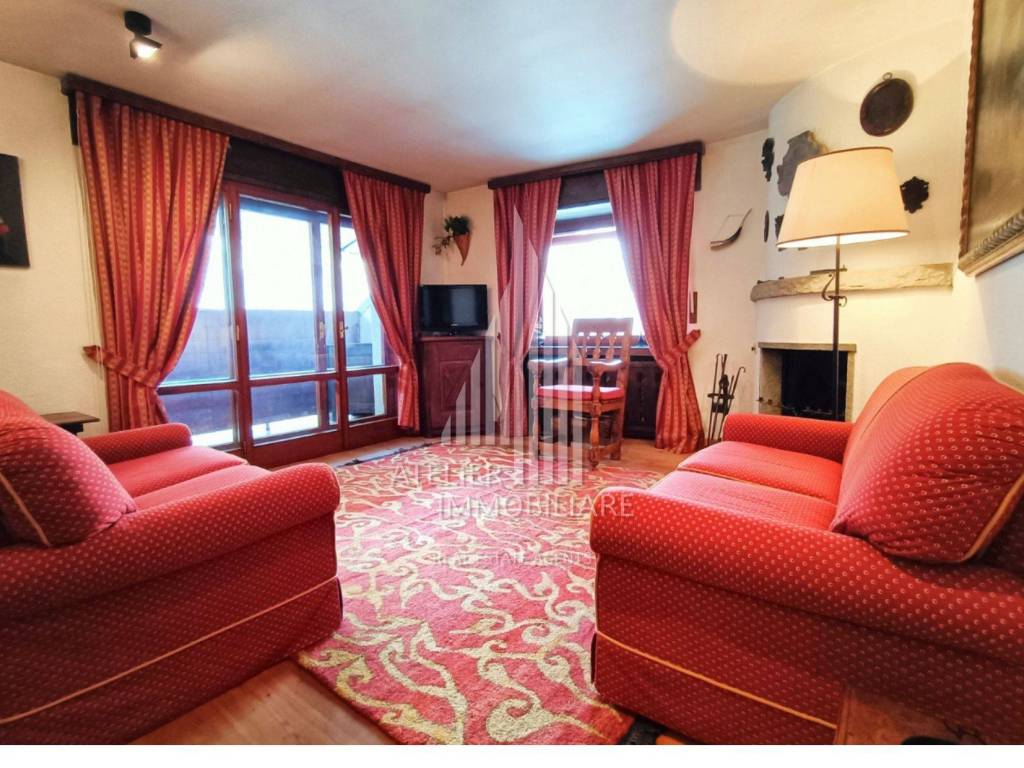 Attico / mansarda a Courmayeur in Via delle Volpi - Foto 2