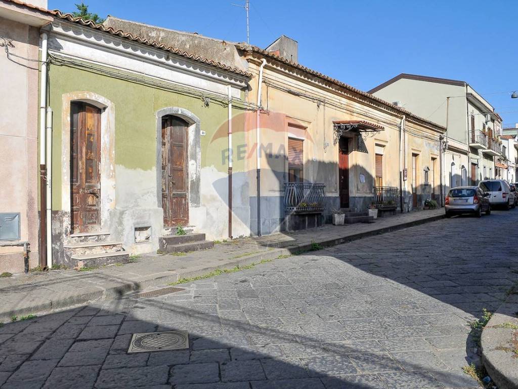 Casa indipendente a Piedimonte etneo in Via Pantano, 48 - Foto 3