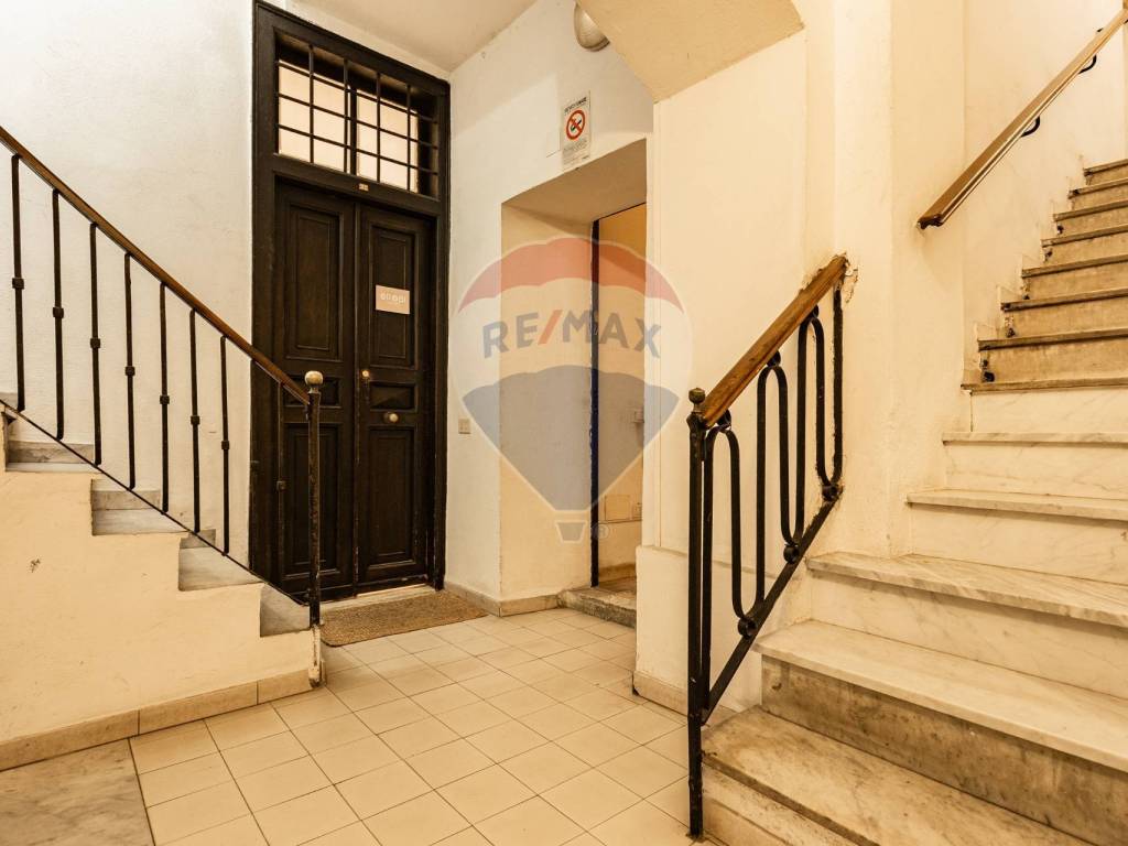 Appartamento a Cagliari in Piazza Yenne, 36 - Foto 2