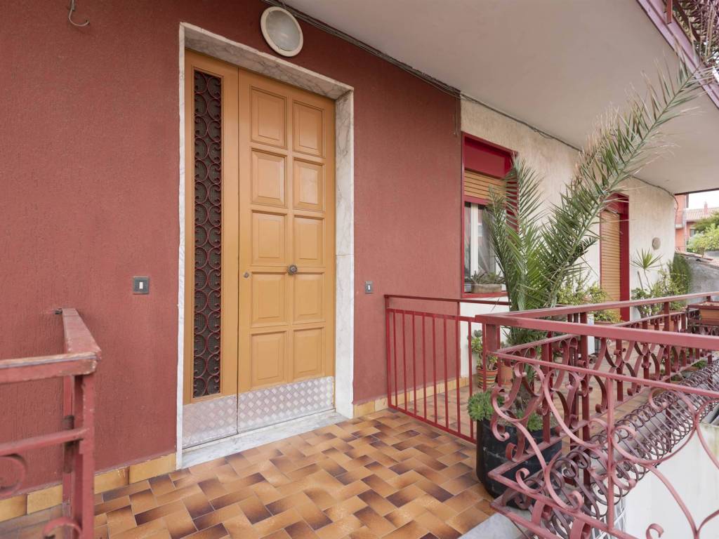 Appartamento a Sant'agata li battiati in VIA ARTURO TOSCANINI, 19 - Foto 4