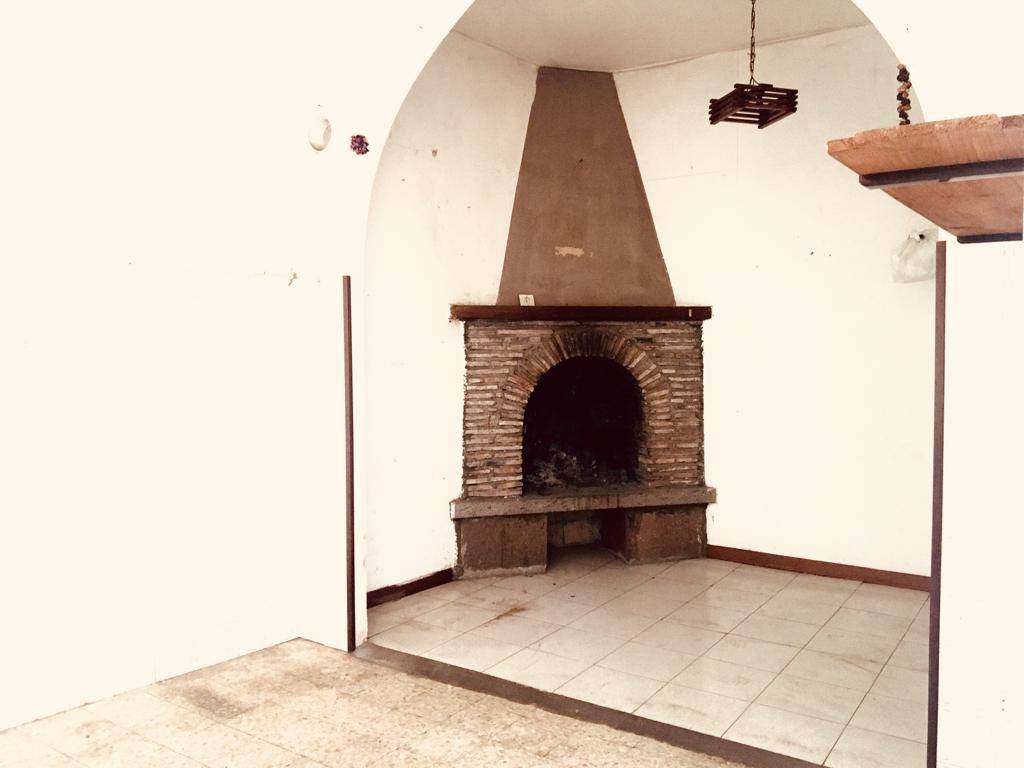 Appartamento a Ronciglione in Via Campana - Foto 3