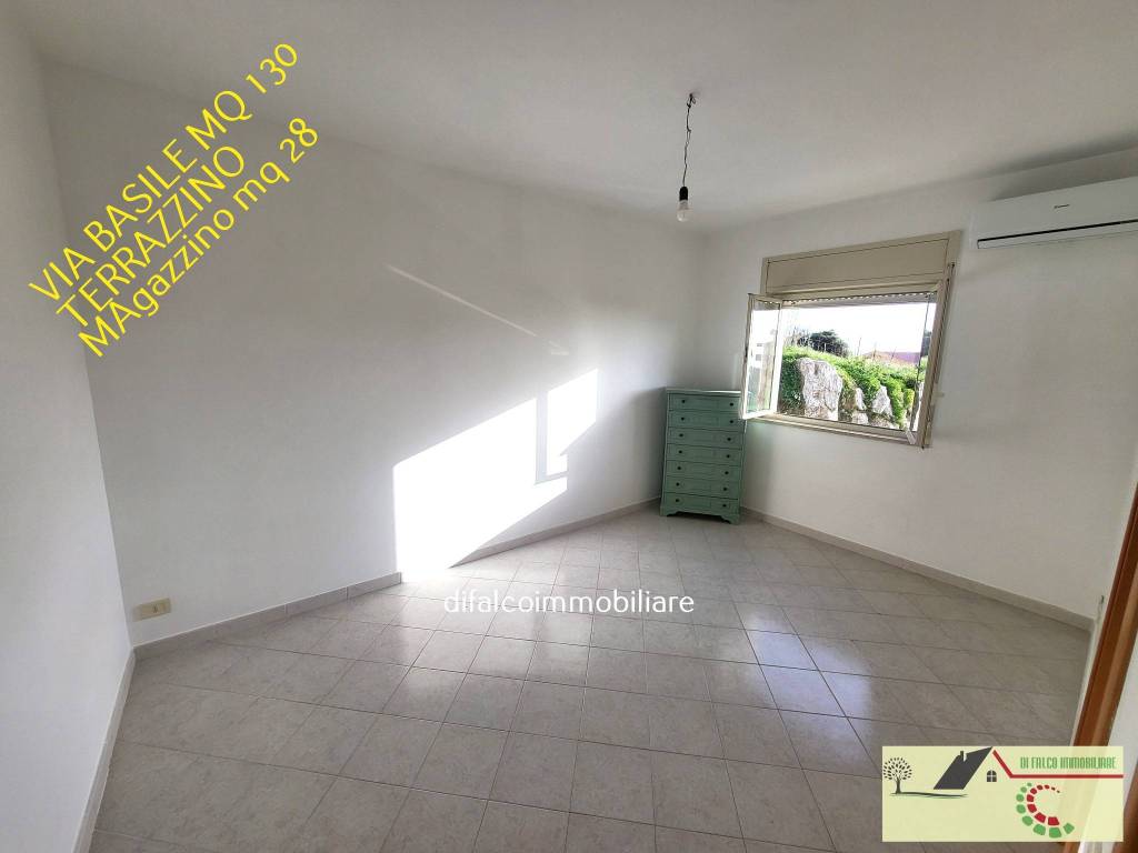 Appartamento a Porto empedocle in Via Ernesto Basile - Foto 2