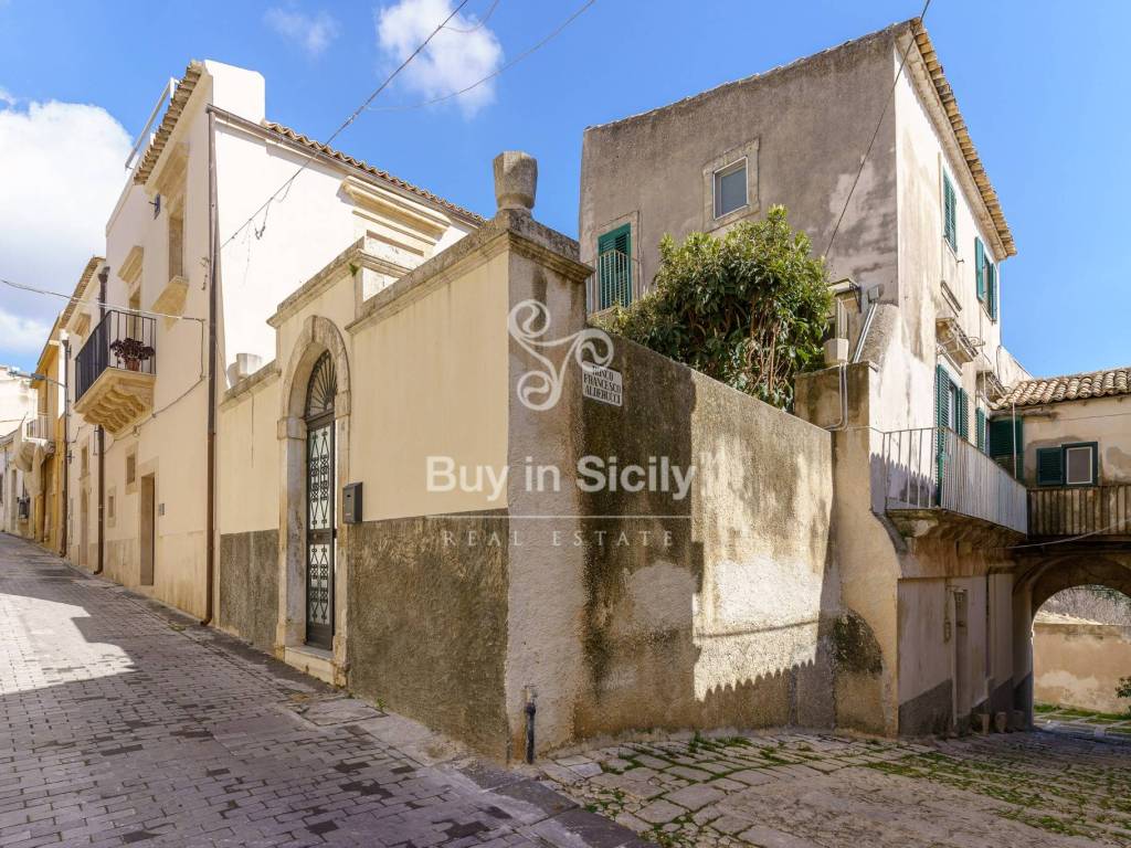 Palazzo / stabile a Noto in Via Pietro Micca, 6 - Foto 3