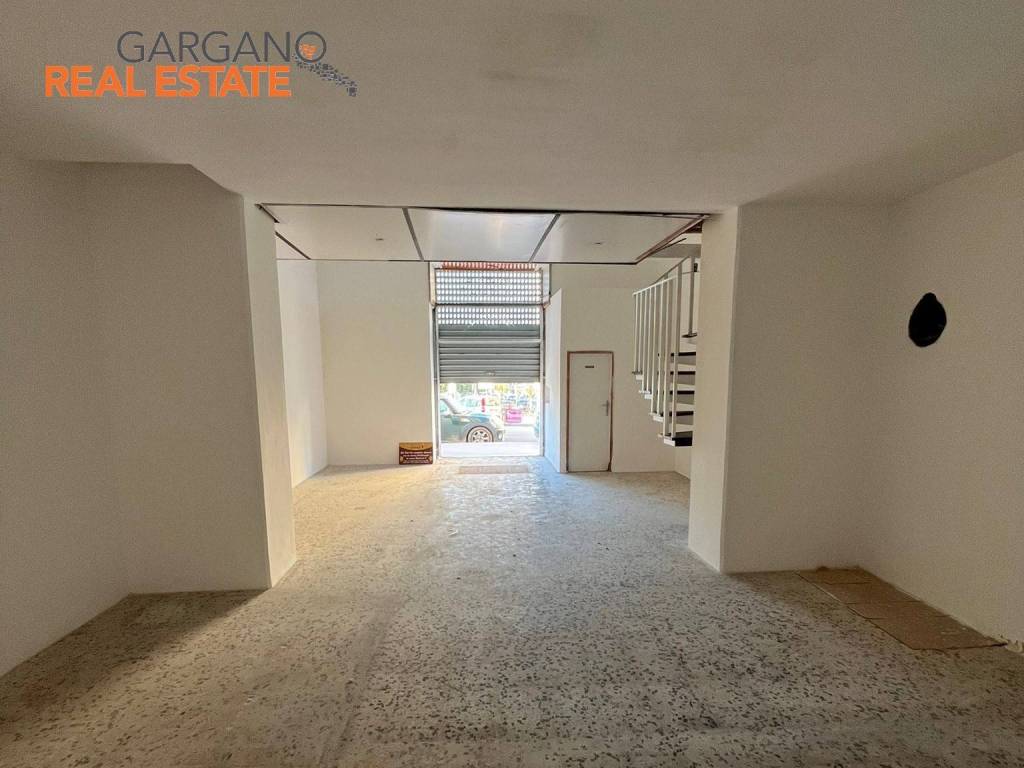 Immobile a Vieste in Corso Lorenzo Fazzini - Foto 2