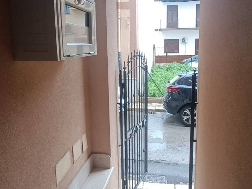 Appartamento a Cinisi in Via Caruso - Foto 2