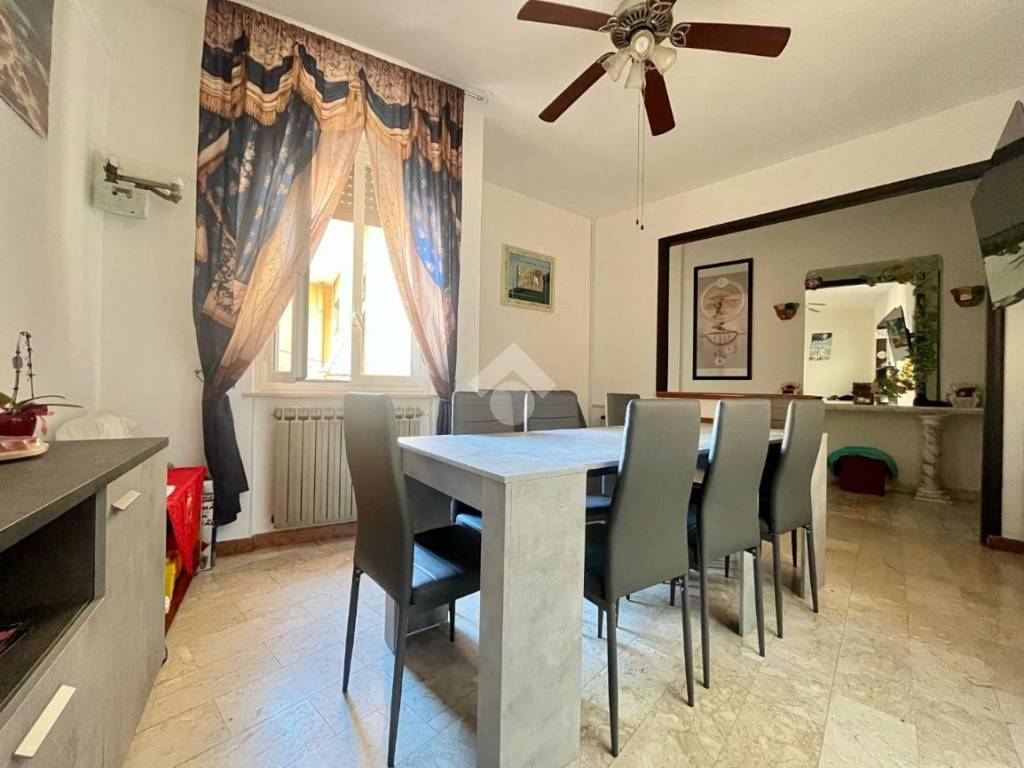 Appartamento a Sarzana in Via Sobborgo Emiliano, 31 - Foto 5