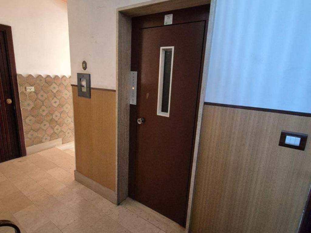 Appartamento a Taranto in Via Lazio, 106 - Foto 4