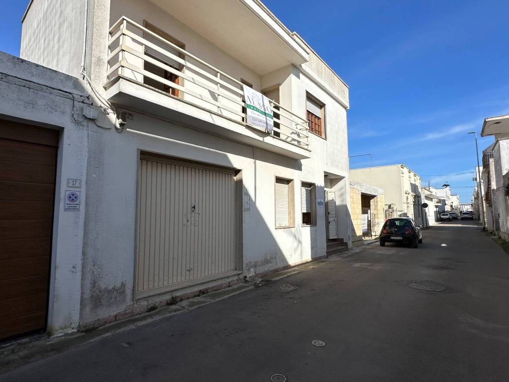 Casa indipendente a Andrano in Via 25 Luglio, 21 - Foto 2