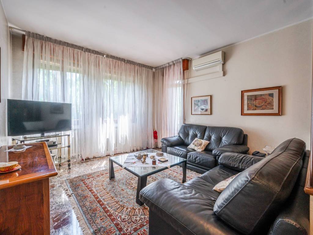 Appartamento a Carpi in Via Francesco Petrarca, 35 - Foto 4