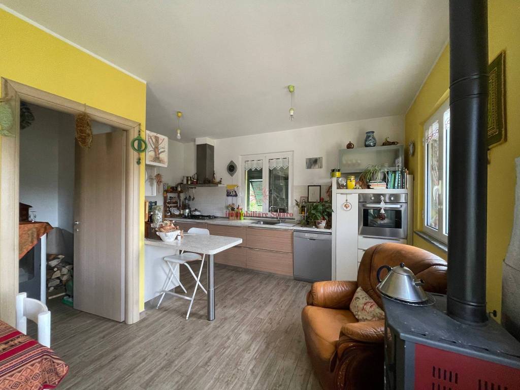 Appartamento a Varazze in Via Frandea, 9 - Foto 2
