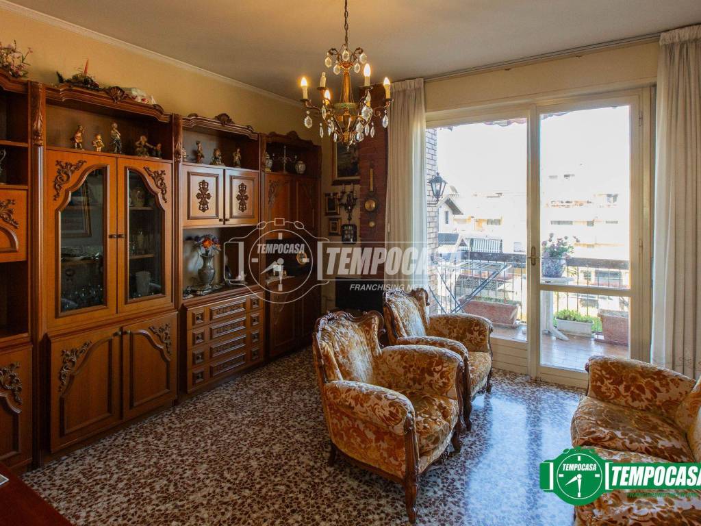 Appartamento a Busto arsizio in Via San Candido 12 - Foto 2