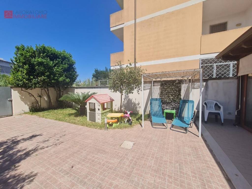 Appartamento a Lizzanello in Via Giovanni Falcone - Foto 5