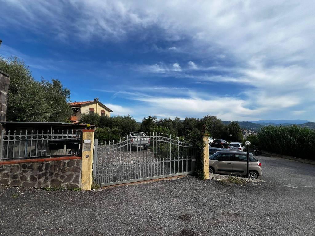 Villa a La spezia in Via Antonio Marani, 31 - Foto 3