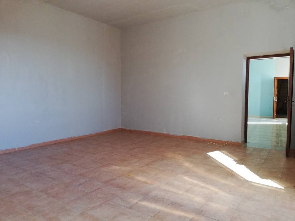 Appartamento a Caiazzo in Vicolo Carlo Marocco - Foto 4