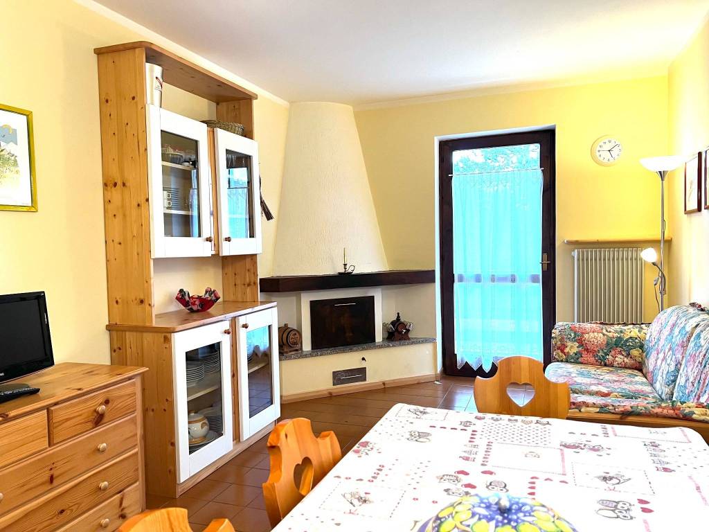 Appartamento a Ville di fiemme in Via Lagorai - Foto 3