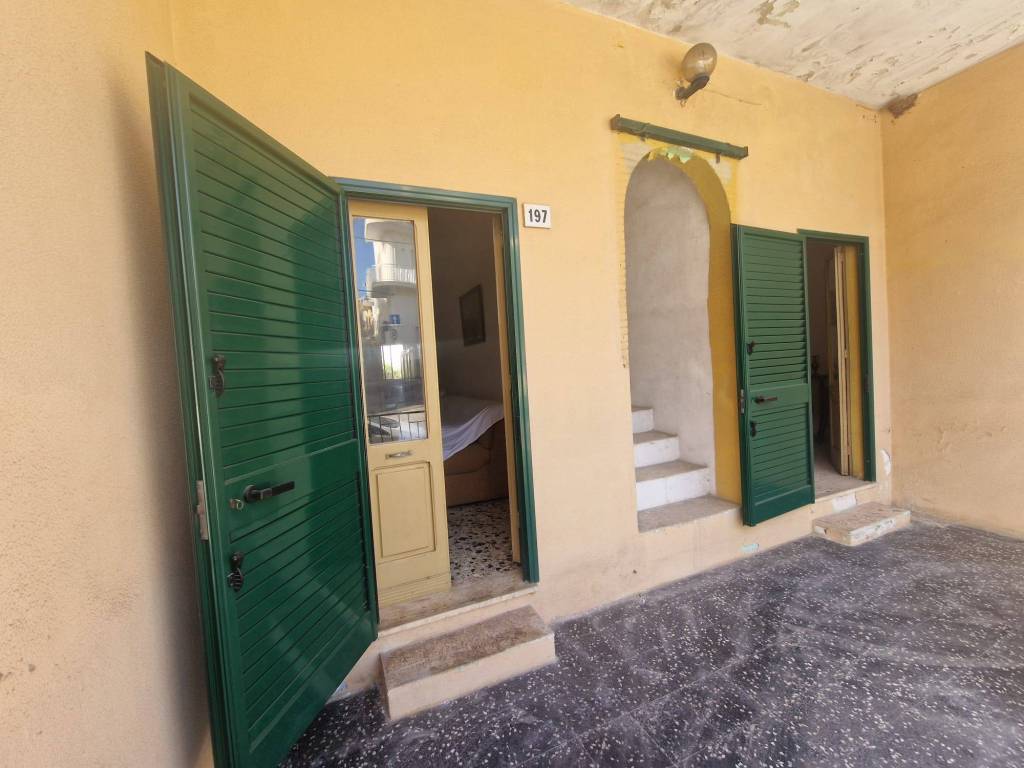 Casa indipendente a Sannicola in Via Regina Elena, 195 - Foto 2