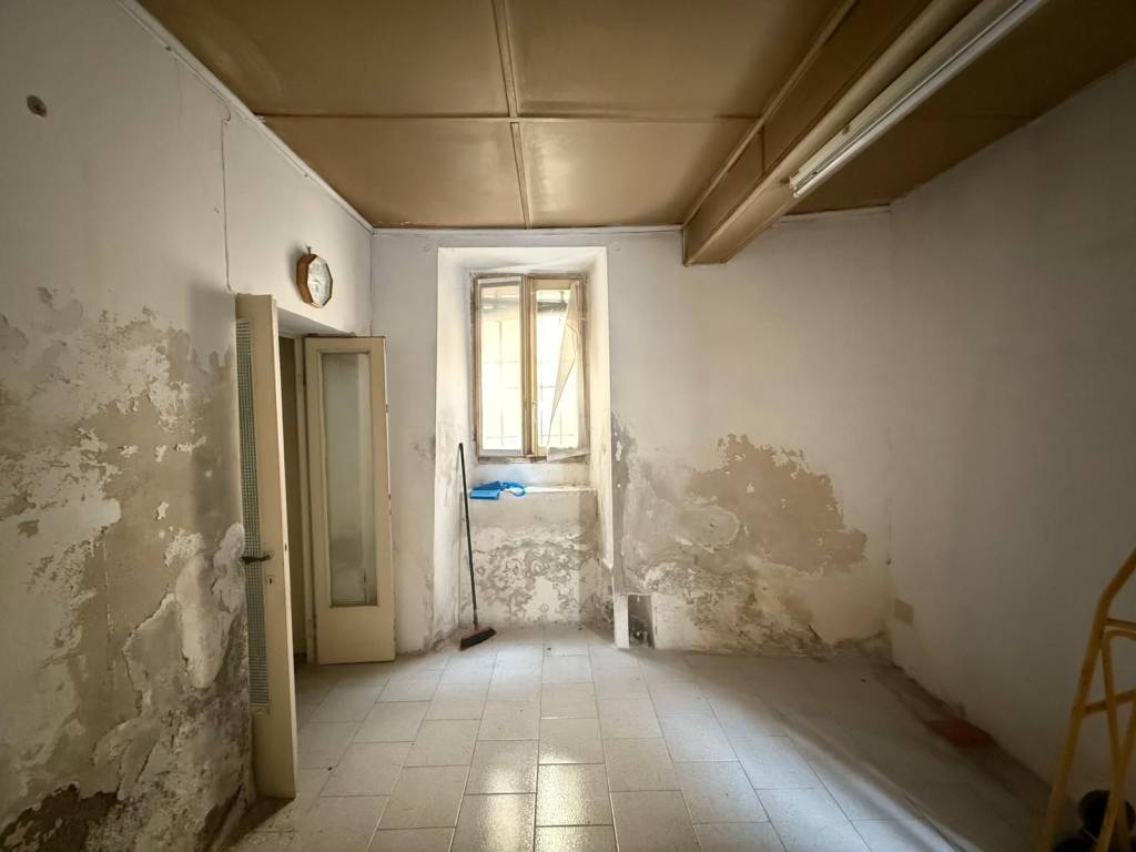 Appartamento a Saronno in Vicolo Castellaccio - Foto 4