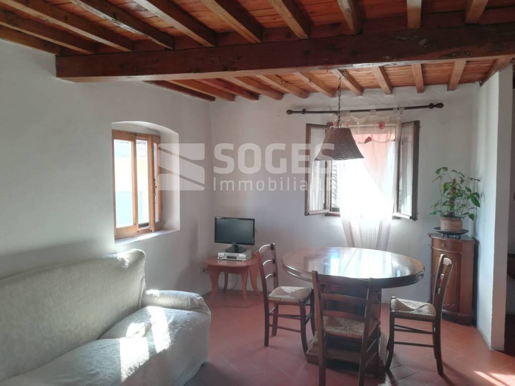 Appartamento a Bucine in Via Della Stazione - Foto 2