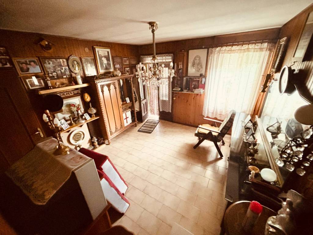 Casa indipendente a Borgo veneto in Via Dossi, 73 - Foto 3