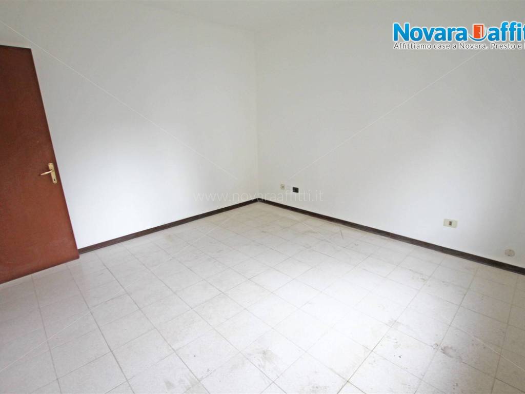 Appartamento a Novara in Via Papa Sarto - Foto 5