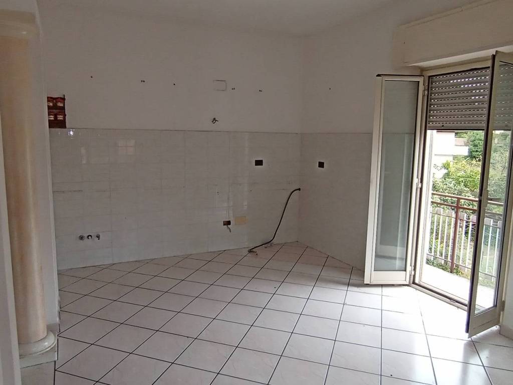 Appartamento a Ceccano in Via per Frosinone - Foto 3