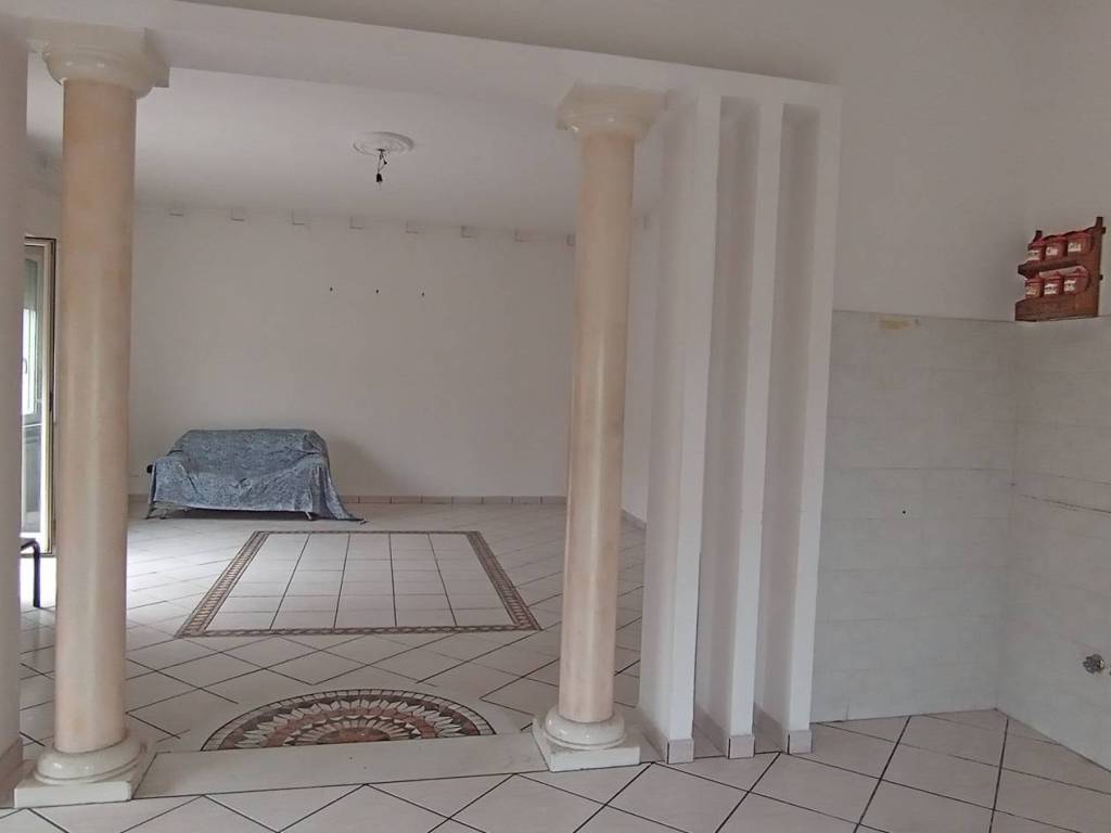Appartamento a Ceccano in Via per Frosinone - Foto 5