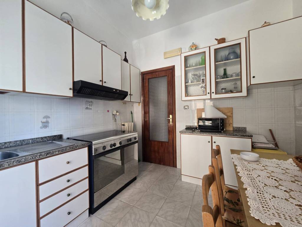 Appartamento a Vibo valentia in Via Italo Svevo, 13 - Foto 4