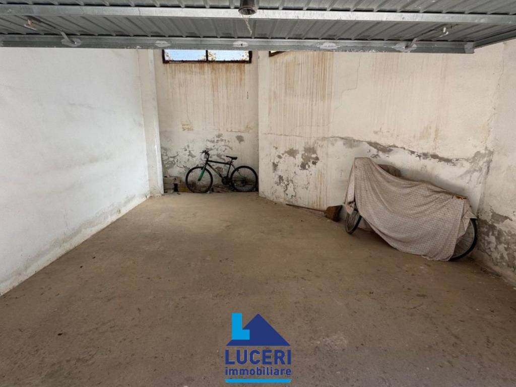 Box / garage a Gallipoli in Via Dante Alighieri - Foto 3