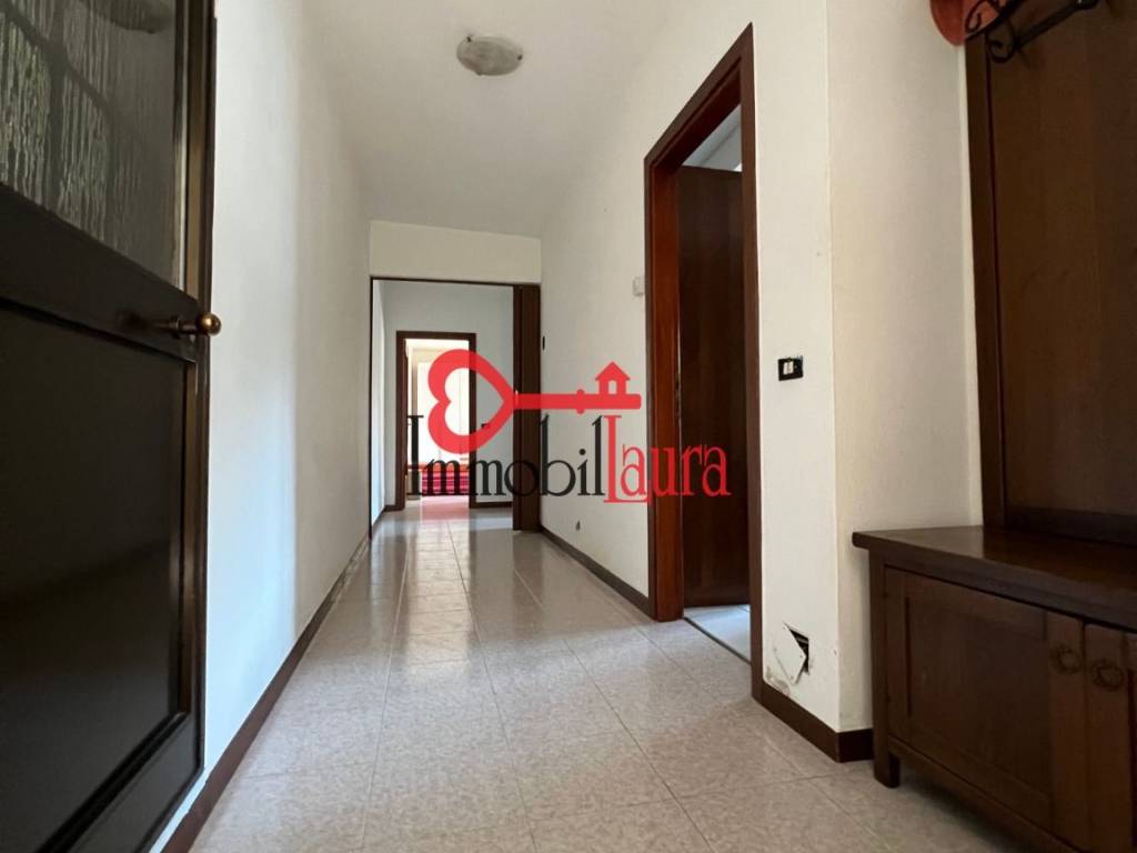 Appartamento a Viggiù - Foto 4