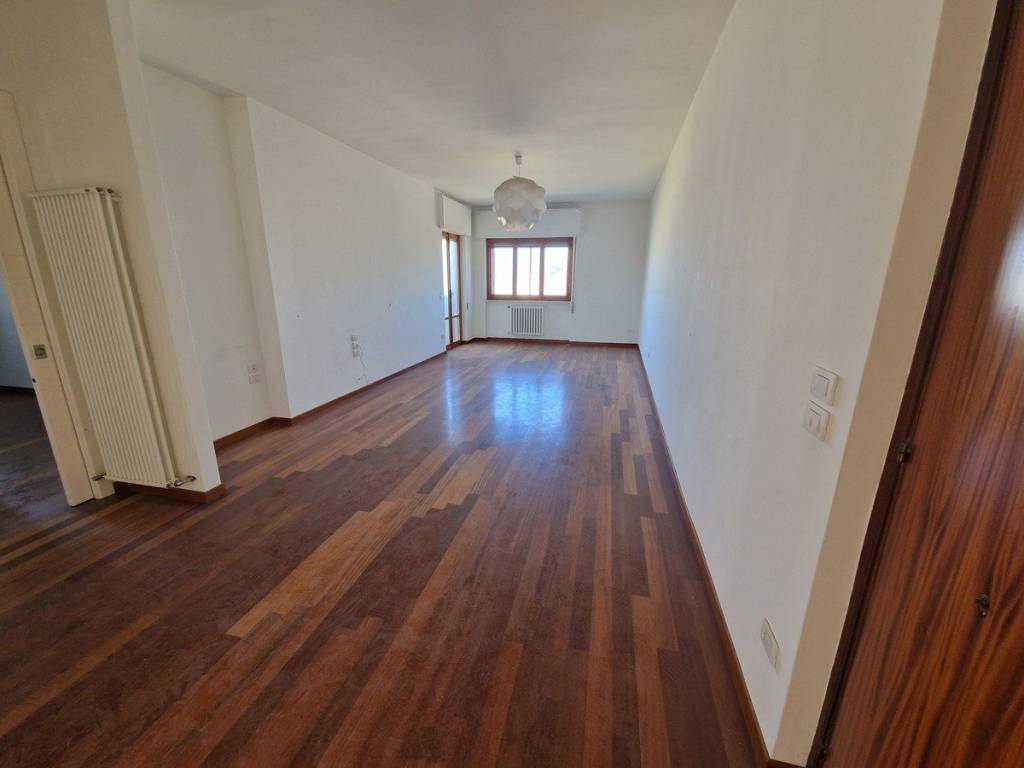 Appartamento a Turi in Via Casamassima, 81 - Foto 2