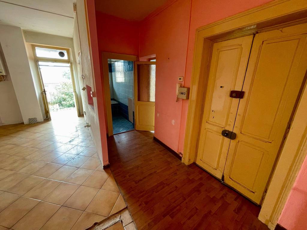 Appartamento a Vercelli in Via Vincenzo Gioberti, 11 - Foto 2