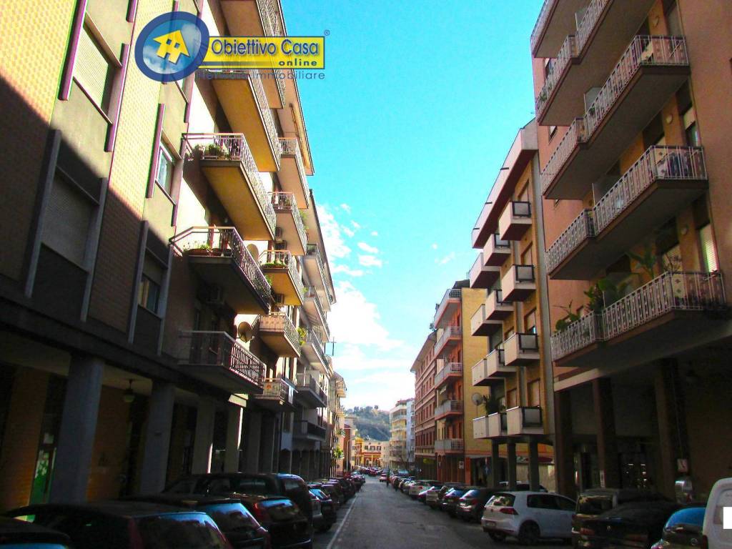 Appartamento a Teramo in via pò, 12 - Foto 2