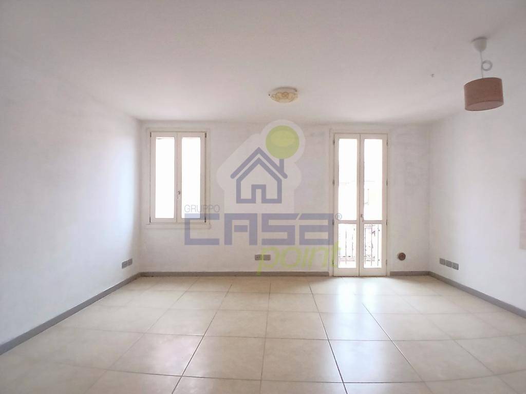 Appartamento a Torre de' picenardi in Via Garibaldi, 25 - Foto 2