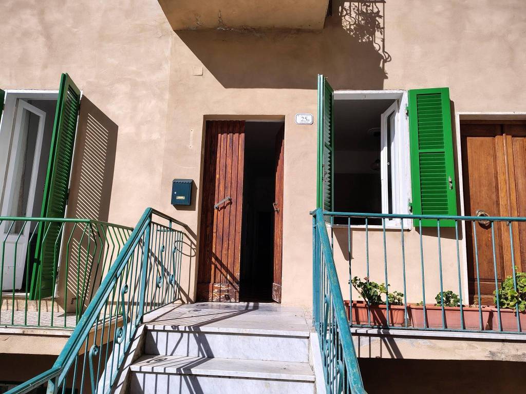 Appartamento a Pitigliano in Piazza Giuseppe Garibaldi - Foto 3