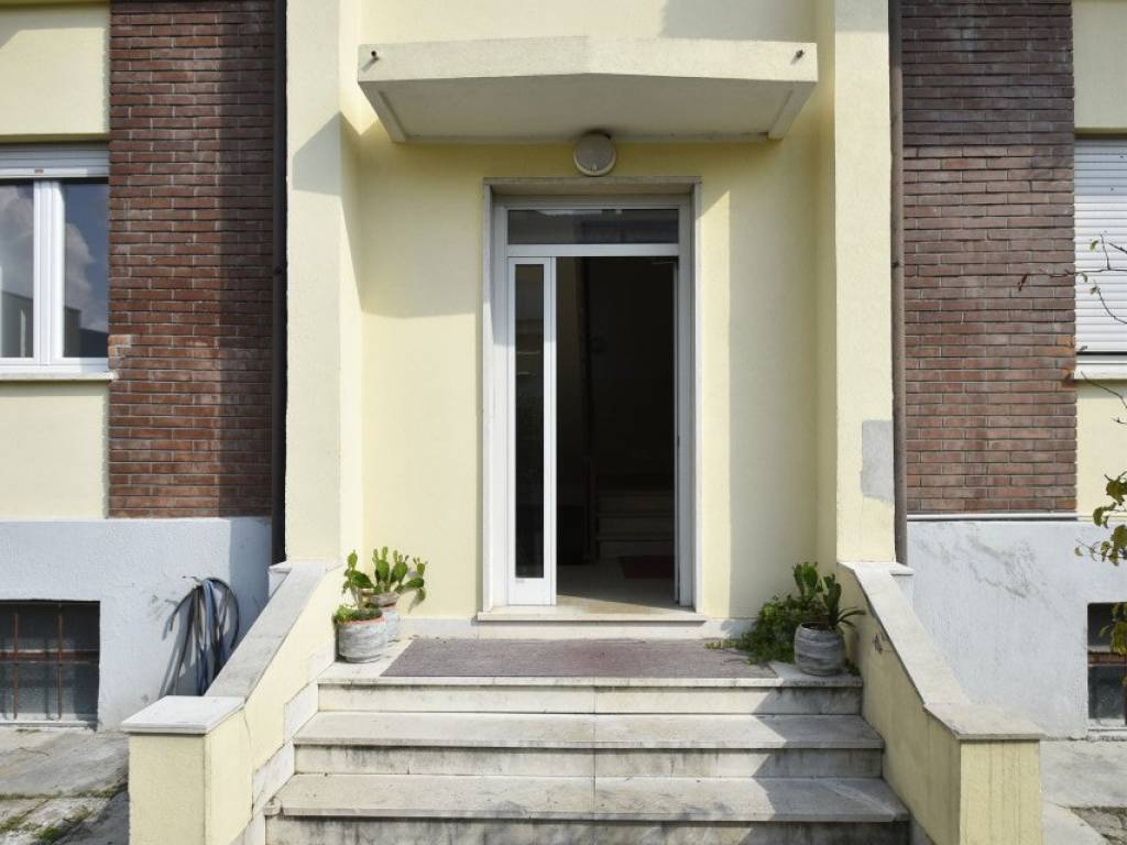 Appartamento a Bussolengo in Via San Crispino 5 - Foto 2