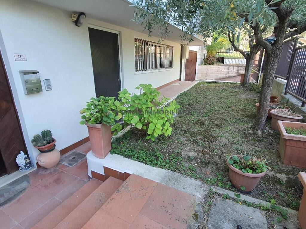 Villa a Folignano - Foto 3