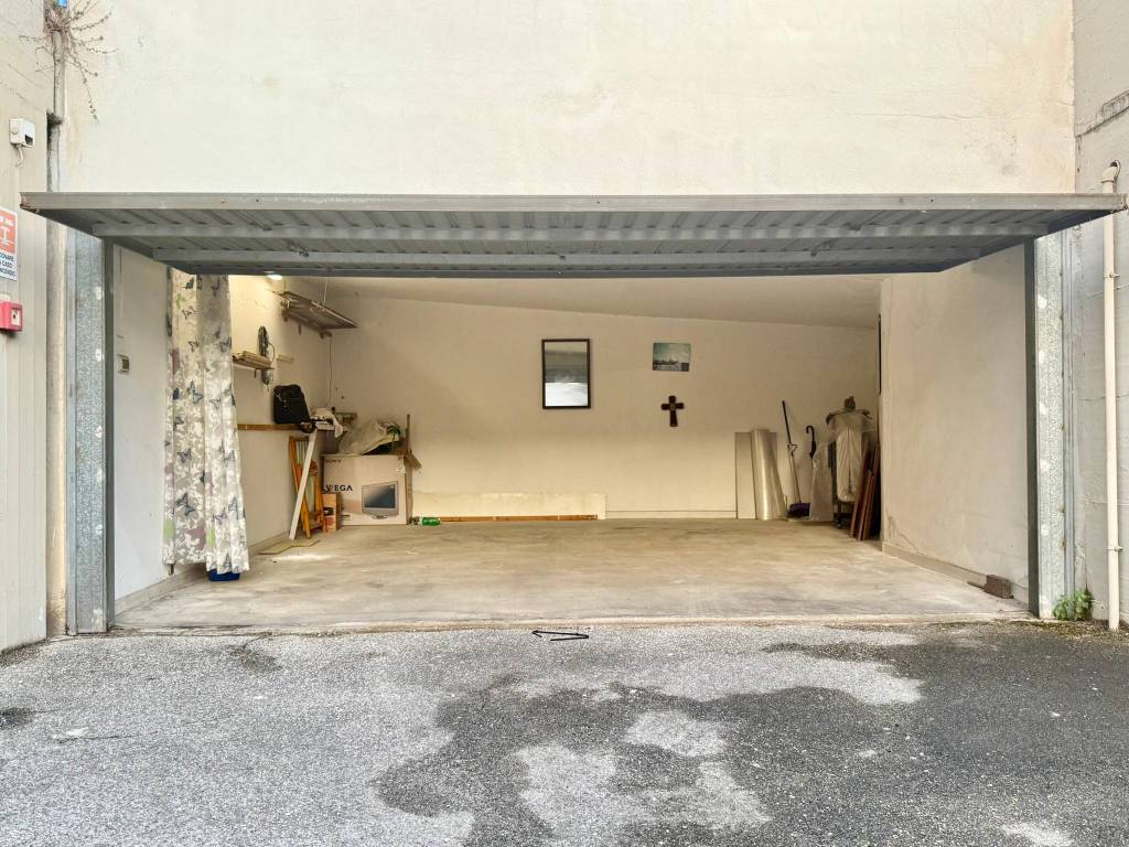 Box / garage a Nettuno in Via Trieste, 76 - Foto 3