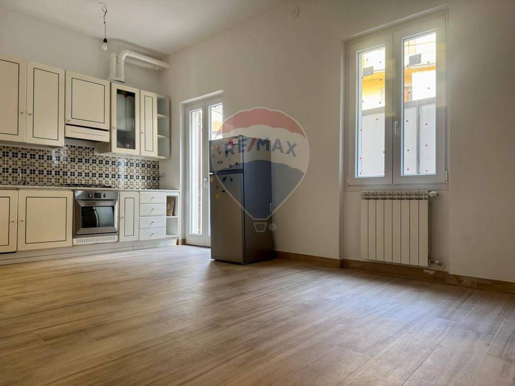 Appartamento a Viggiù in Via Castagna, 16 - Foto 4